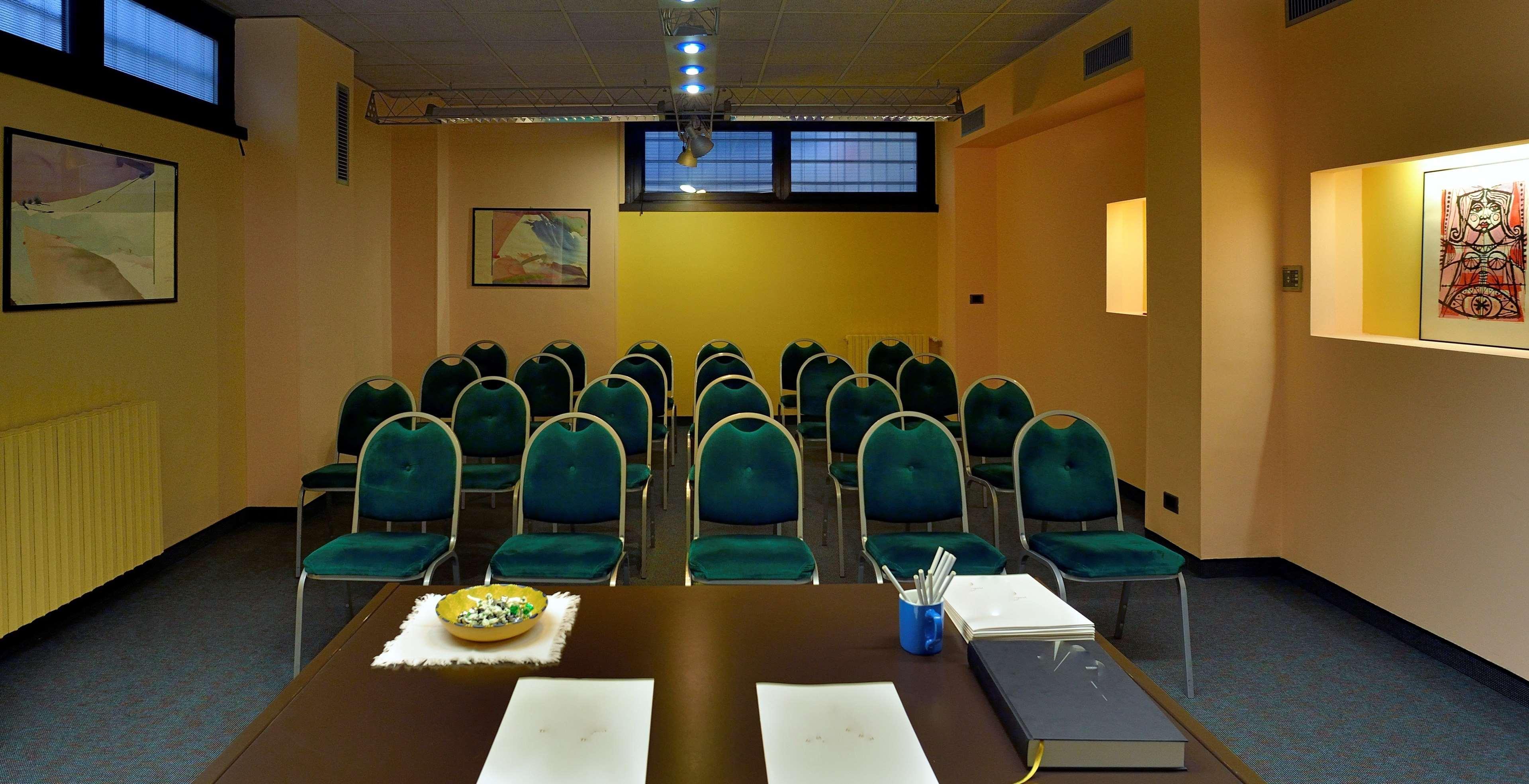 Hotel Western Crimea 3*