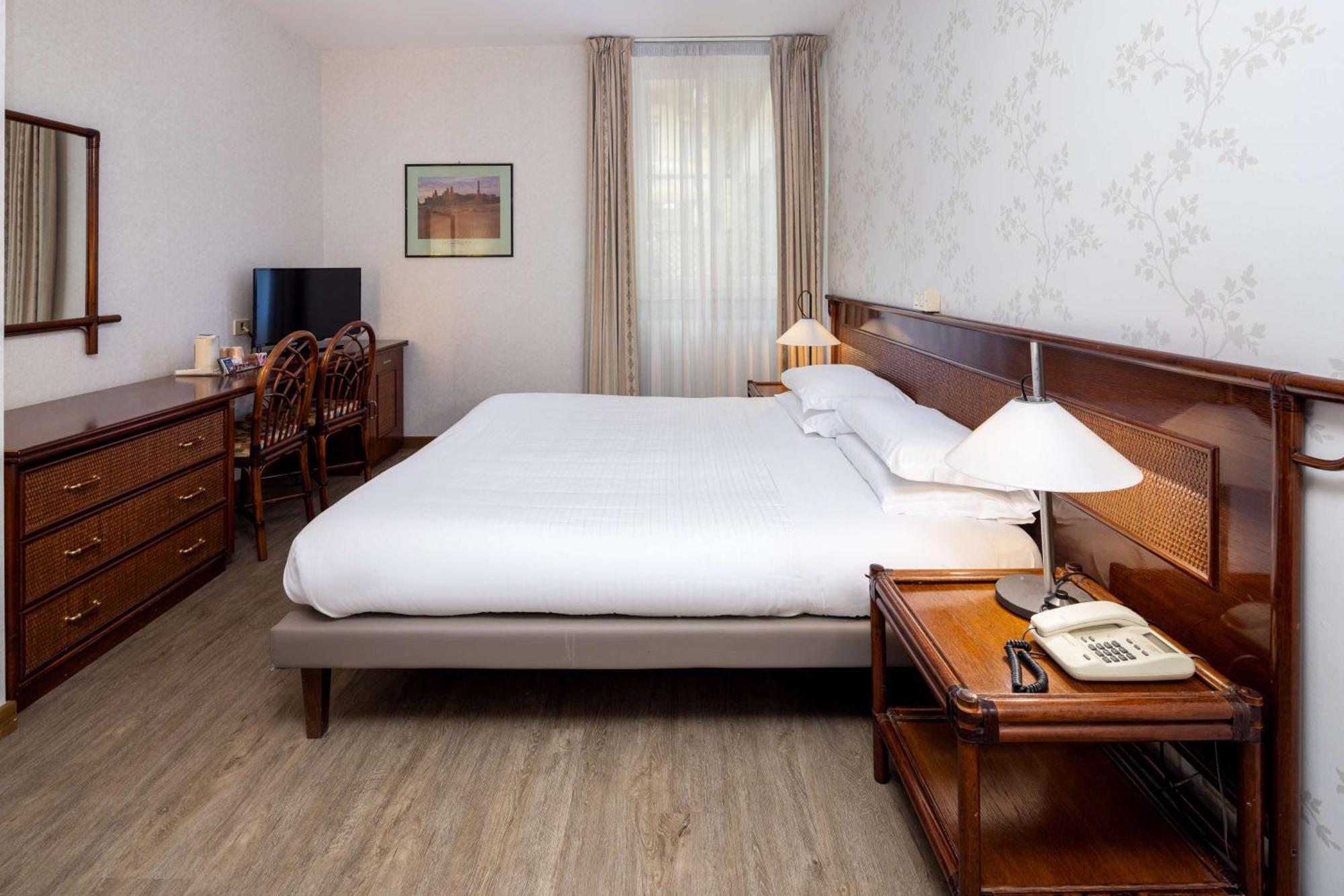 Western Crimea Hotel